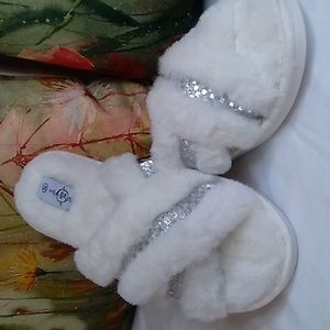 Comfy Cute Fuzzy Slippers